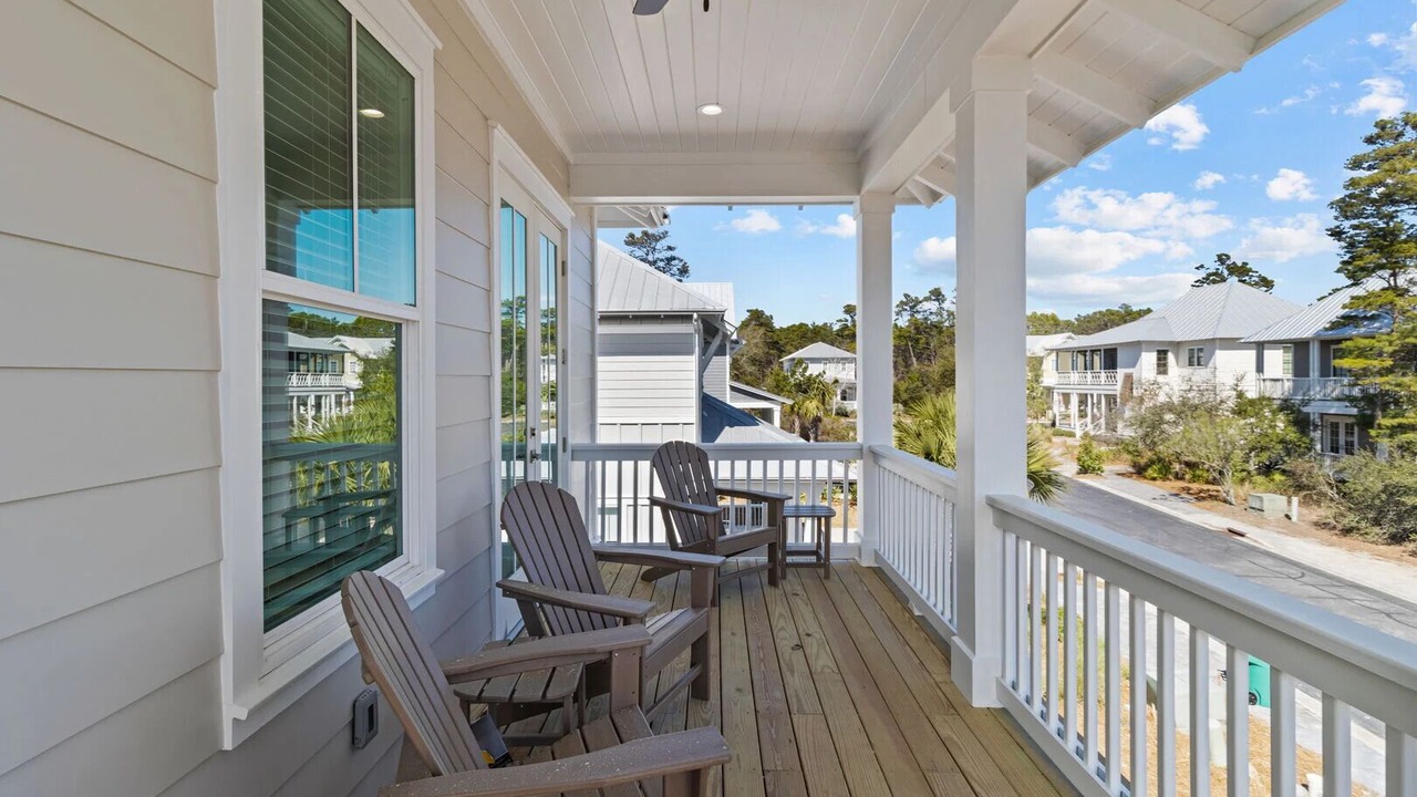 Photo of Patio Balcony in Lakeside at Blue Mountain Beach