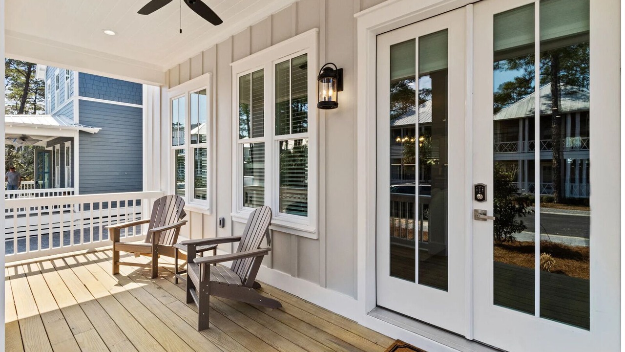Photo of Patio Balcony in Lakeside at Blue Mountain Beach