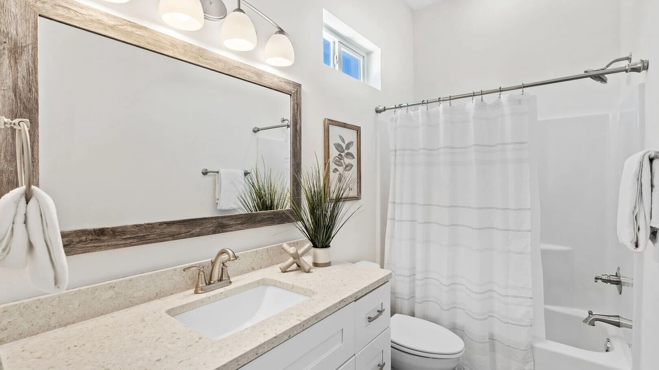 Photo of Bathroom in Hollywood Beach