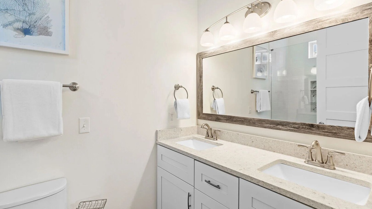 Photo of Bathroom in Hollywood Beach