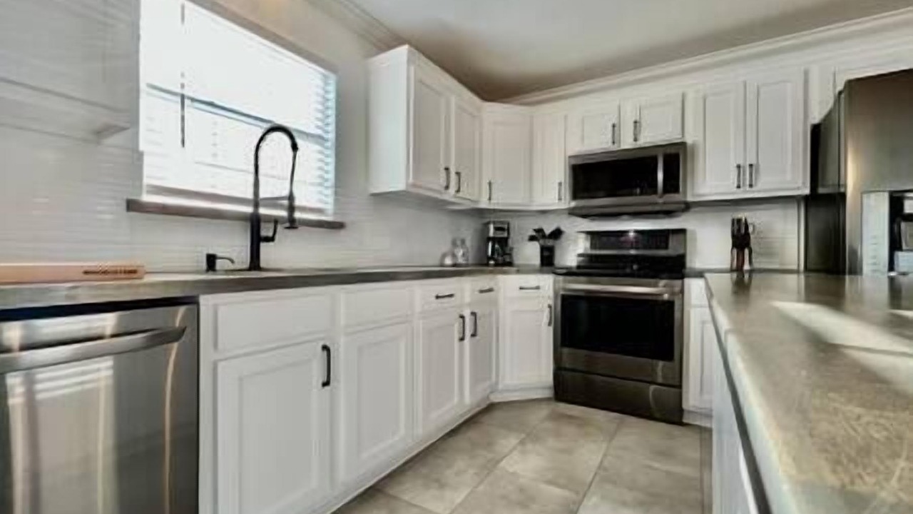 Photo of Kitchen in Shoreline Park
