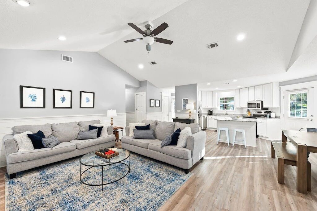 Photo of Bedroom in Gulfview Heights