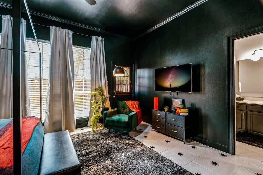 Photo of Bedroom in South Baton Rouge