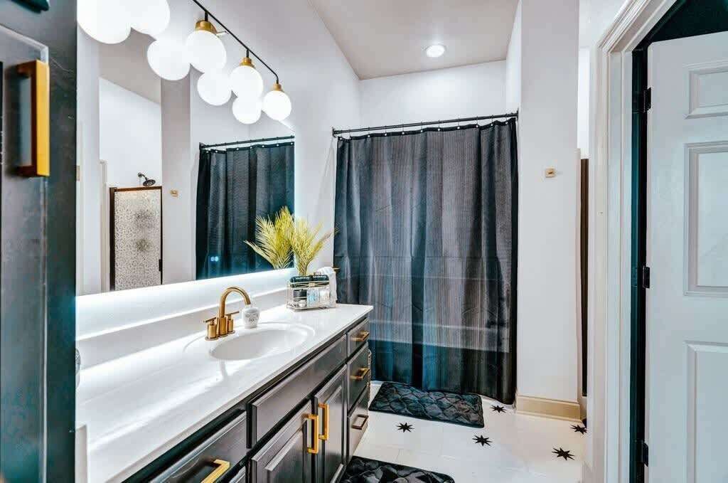 Photo of Bathroom in South Baton Rouge