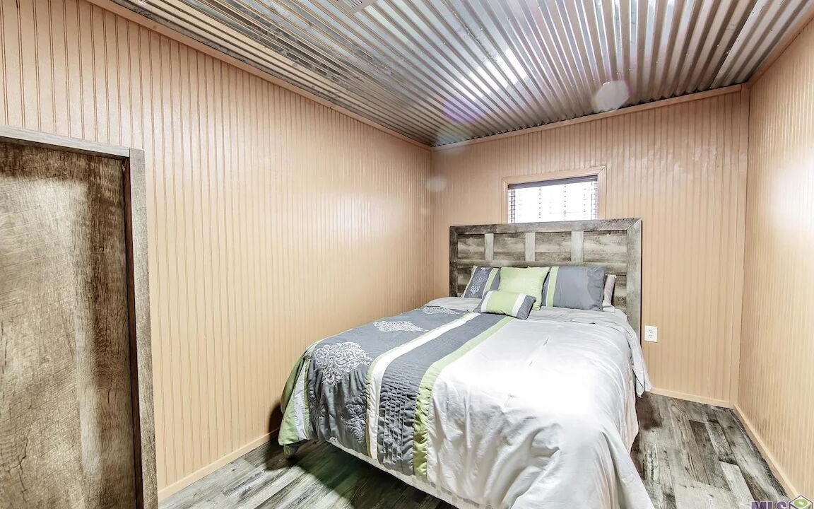 Photo of Bedroom in Chauvin
