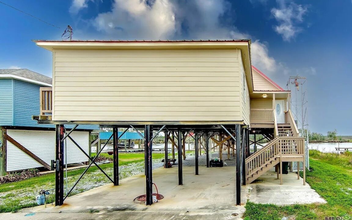 Photo of Outdoor in Chauvin