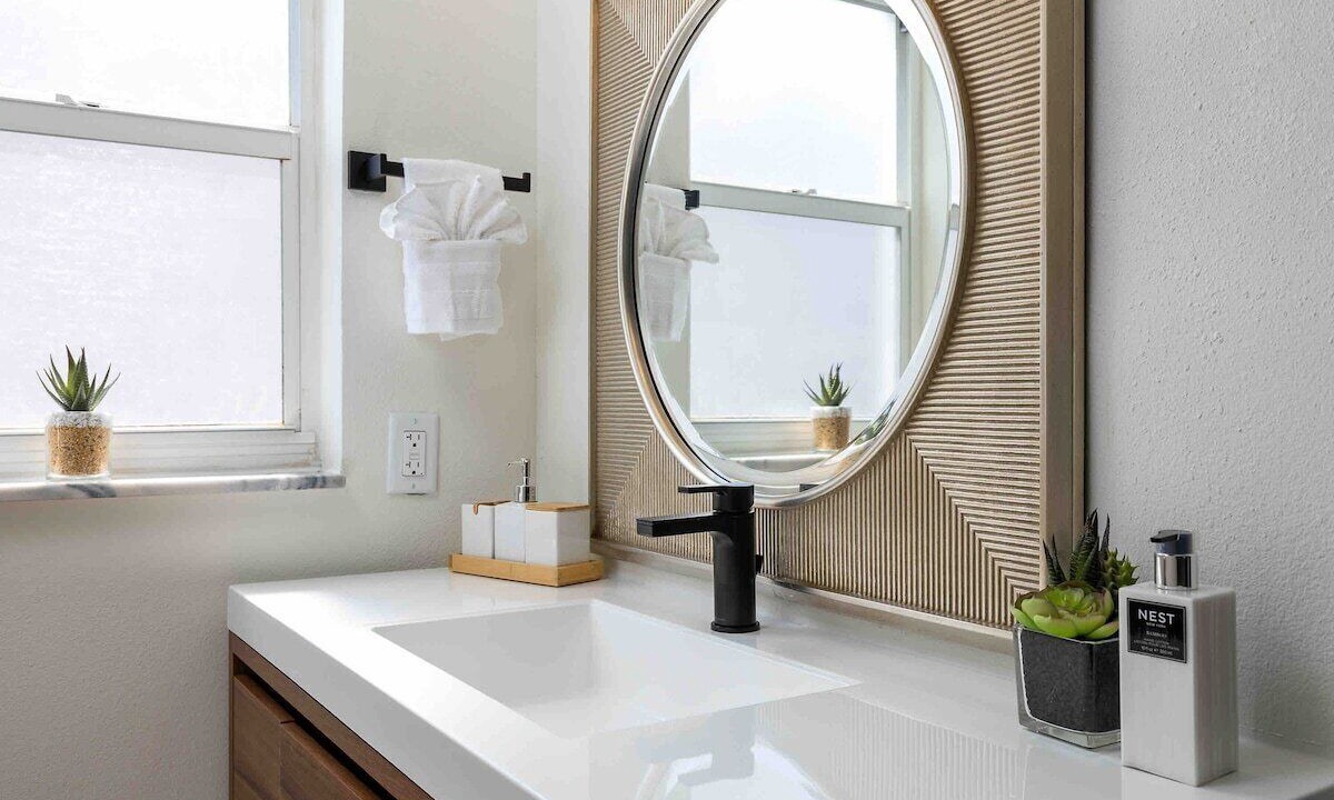 Photo of Bathroom in Bay Crest Park