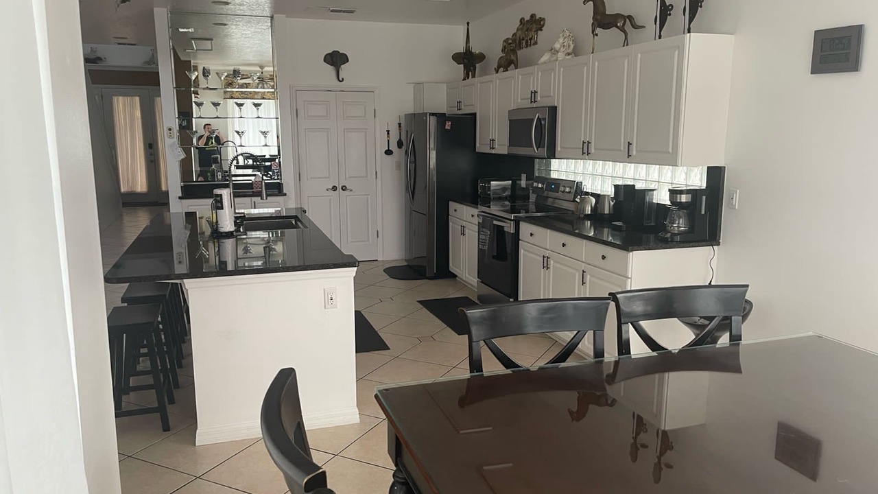 Photo of Kitchen in Sunset Lakes