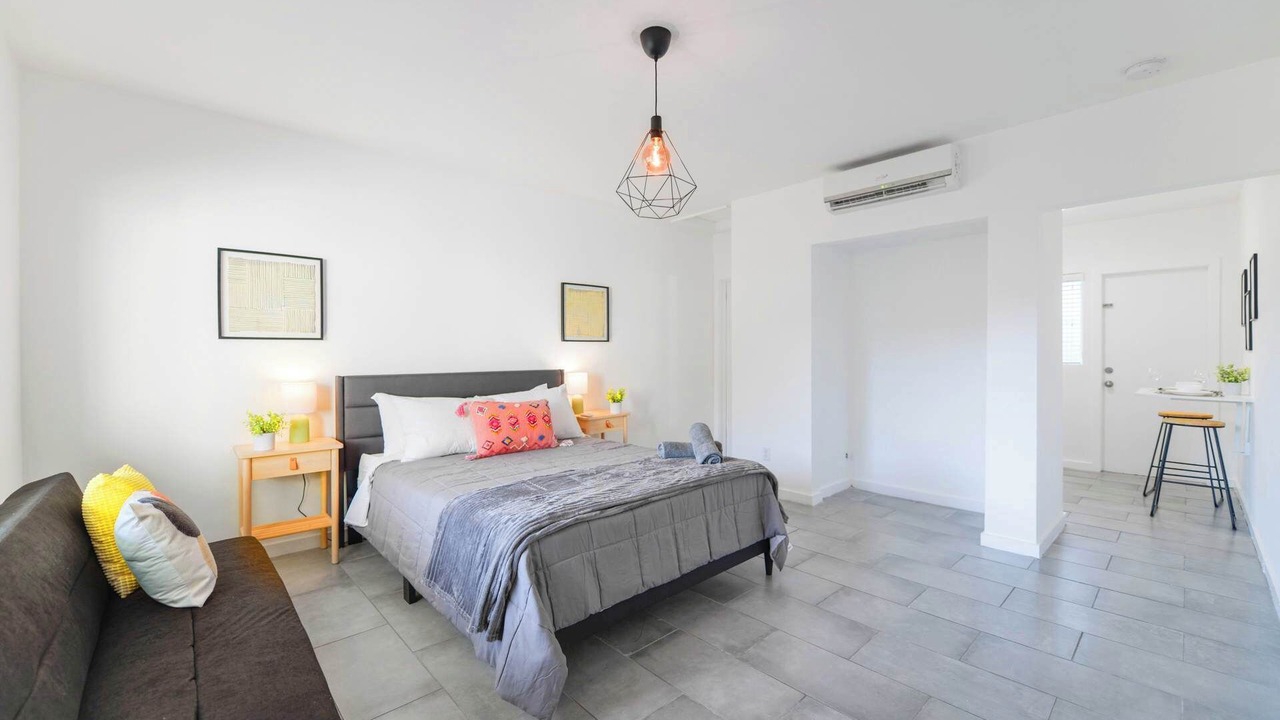 Photo of Bedroom in Northeast Miami