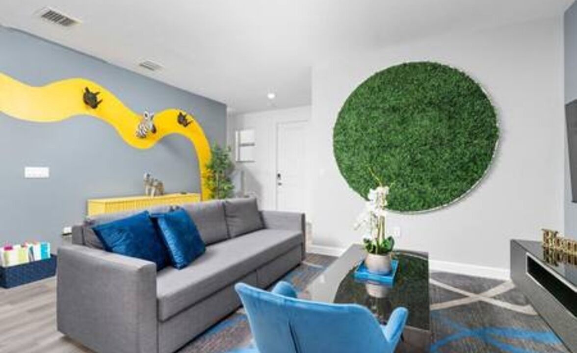 Photo of Livingroom in Survey Creek