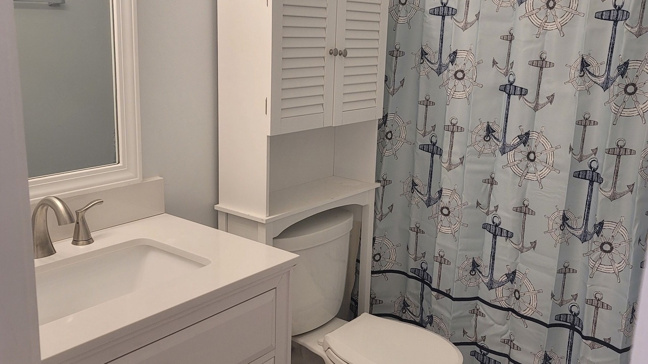 Photo of Bathroom in Gulf Vista