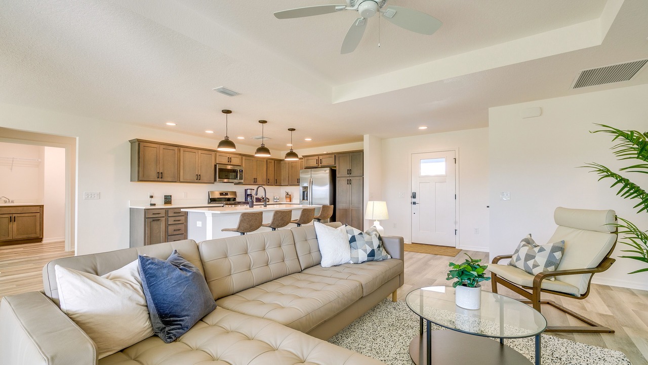 Photo of Livingroom in Okahumpka