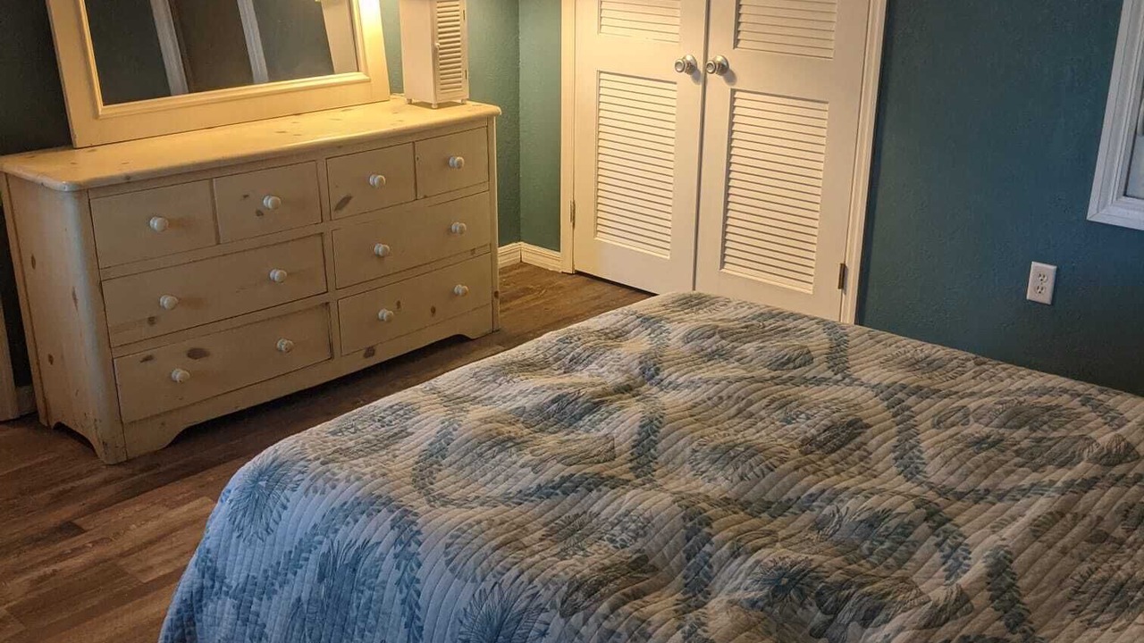 Photo of Bedroom in Everglades City