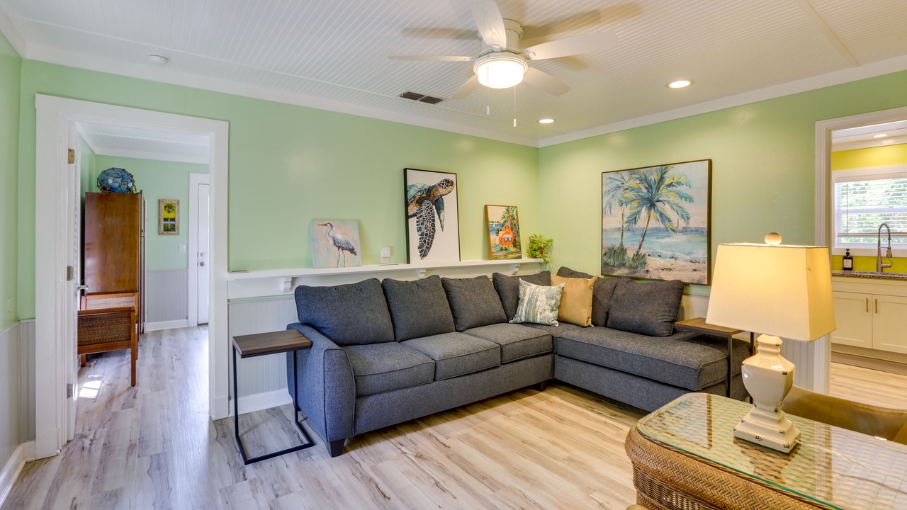 Photo of Livingroom in Apalachicola
