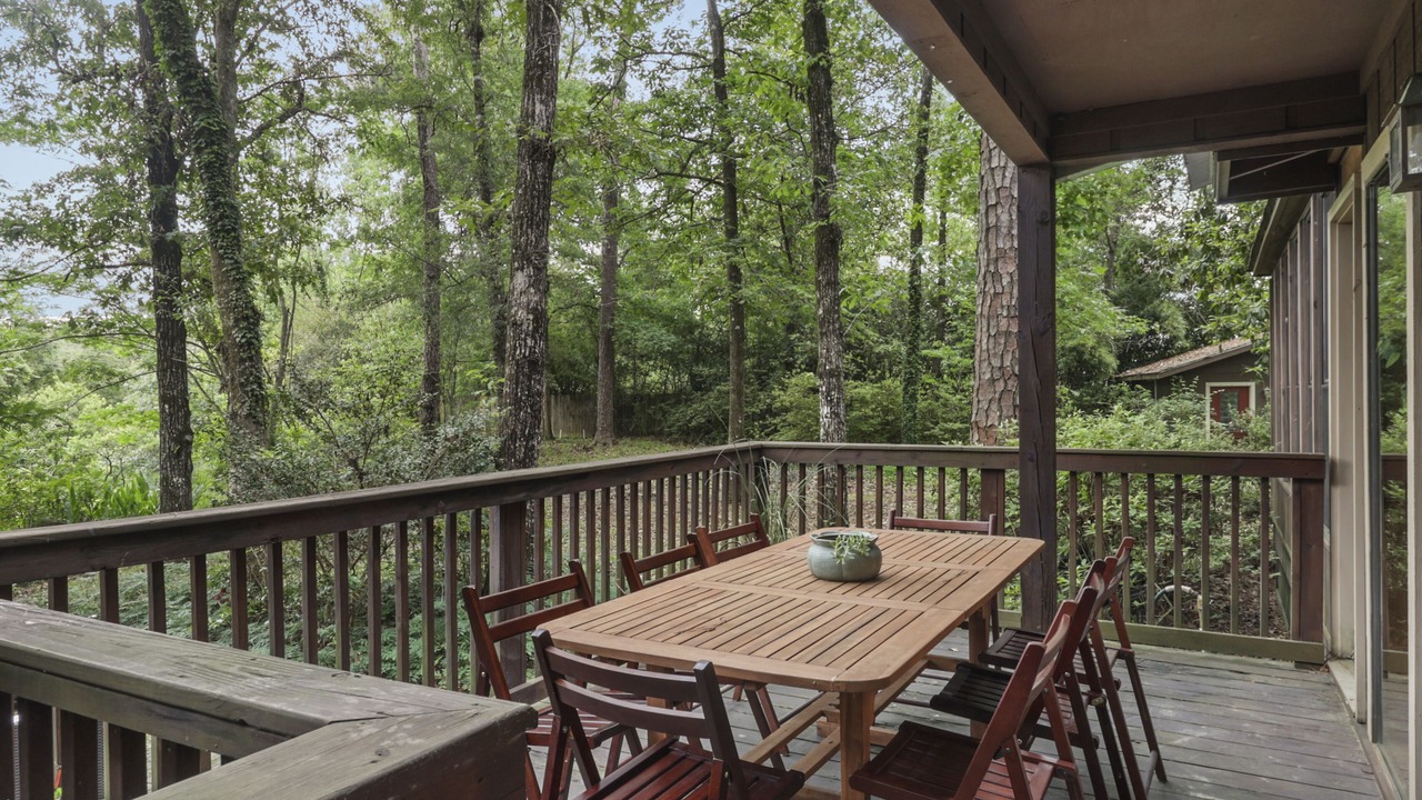 Photo of Outdoor in Covington