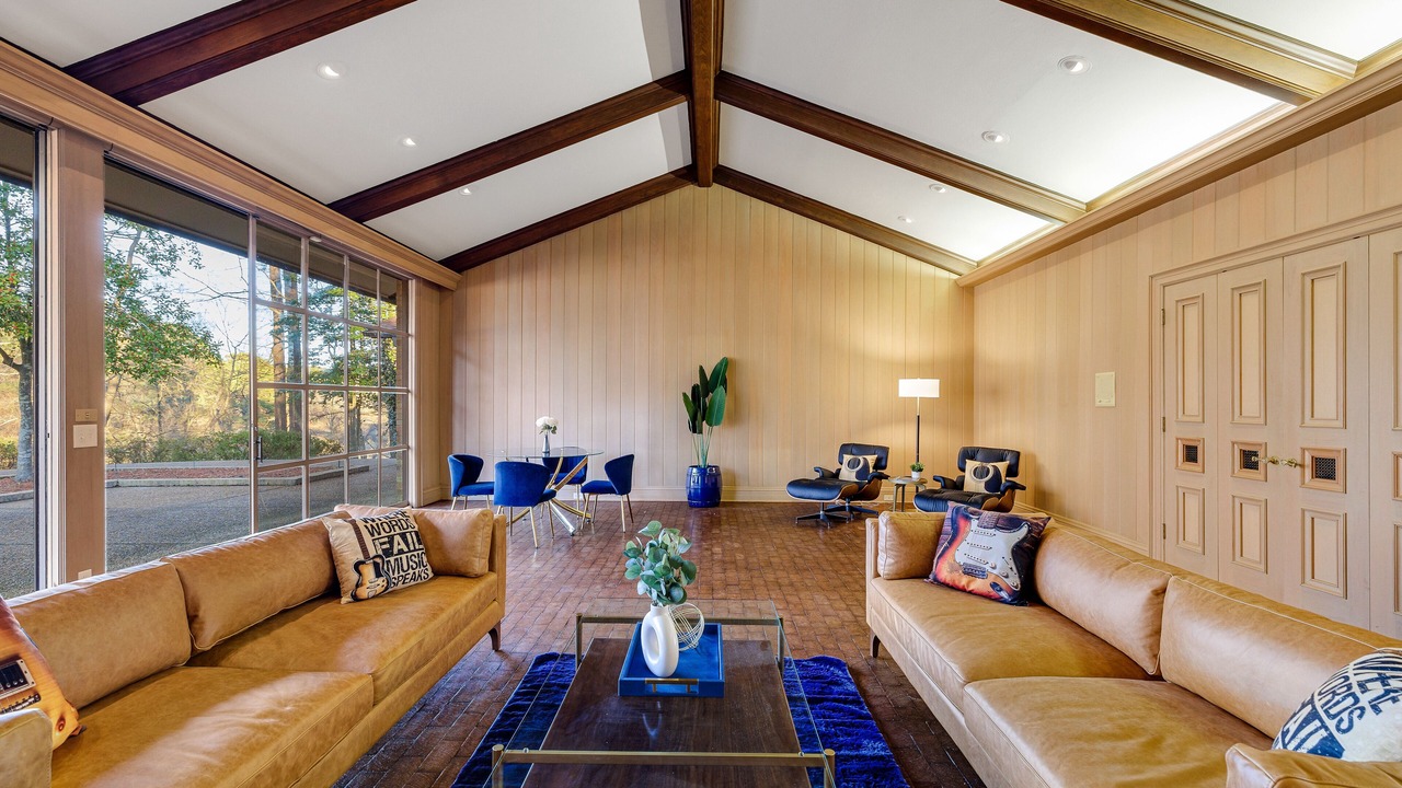 Photo of Livingroom in Gladewater
