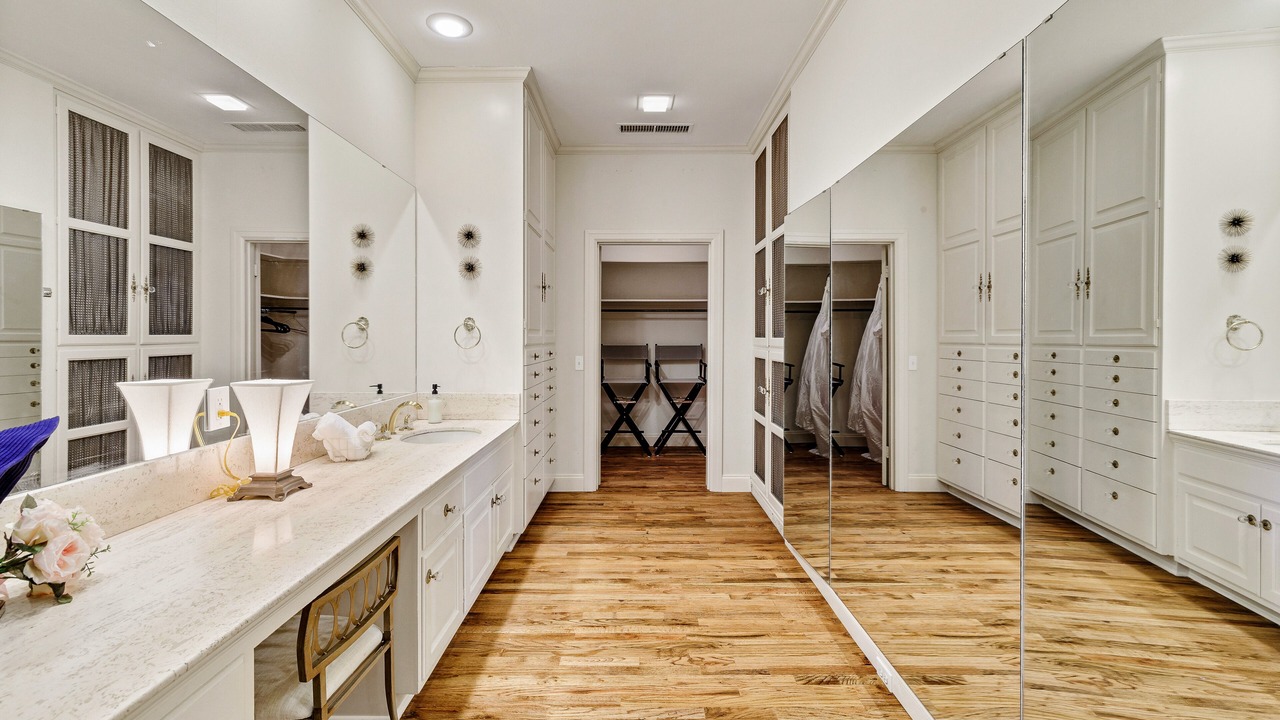 Photo of Bathroom in Gladewater