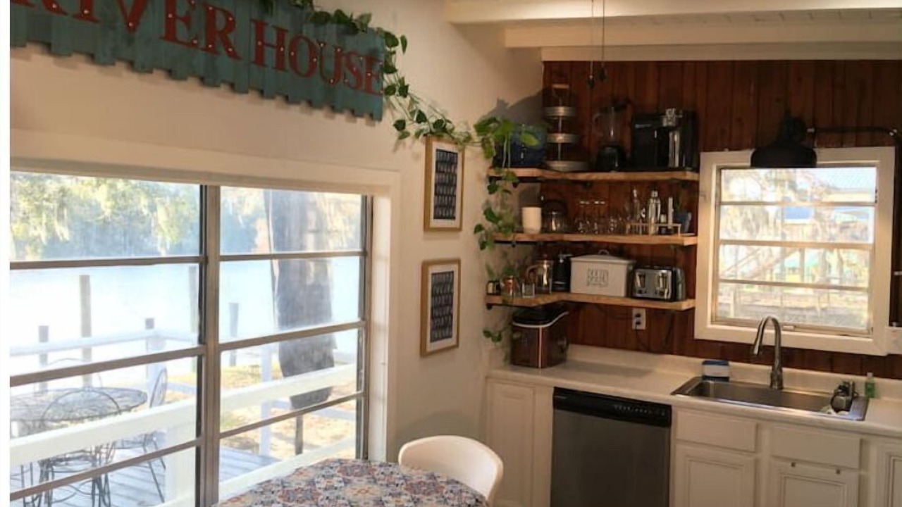 Photo of Kitchen in Escatawpa