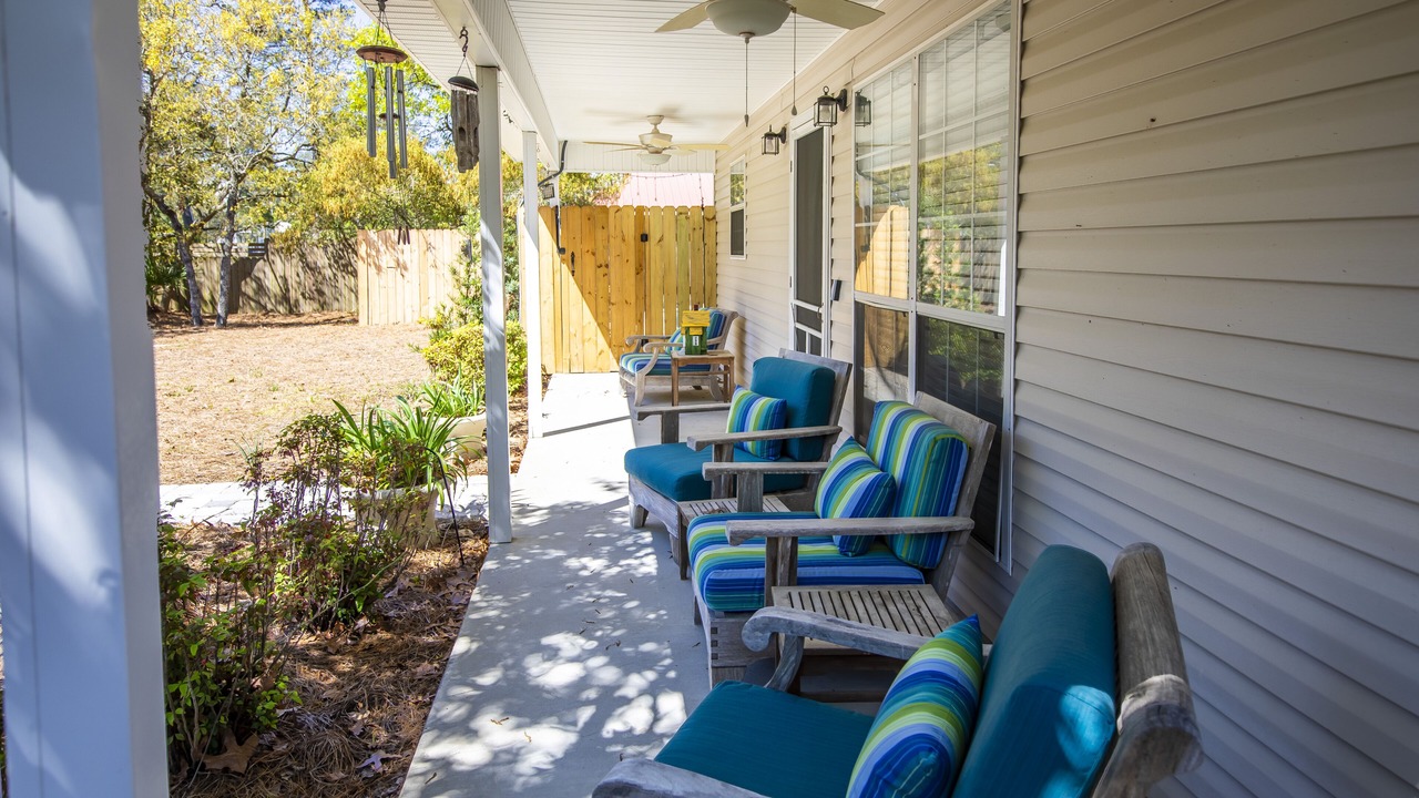 Photo of Patio Balcony in Gulfview Heights