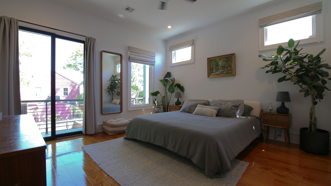 Photo of Bedroom in Holy Cross District