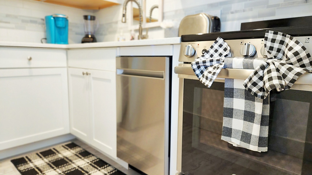 Photo of Kitchen in Summer Breeze