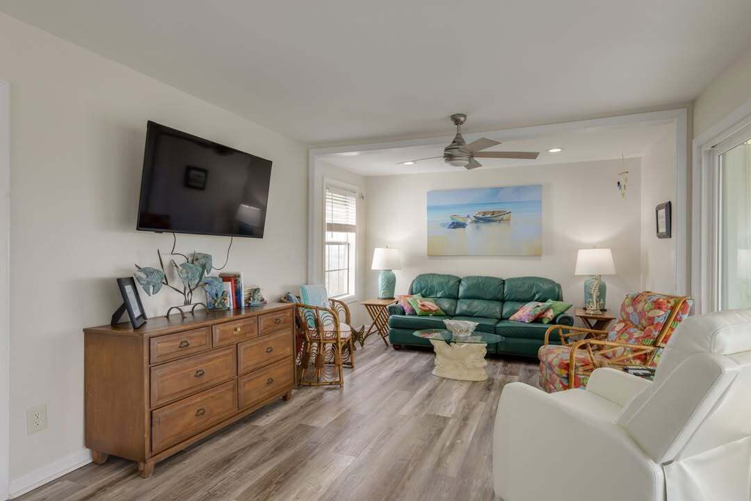 Photo of Livingroom in Grand Isle