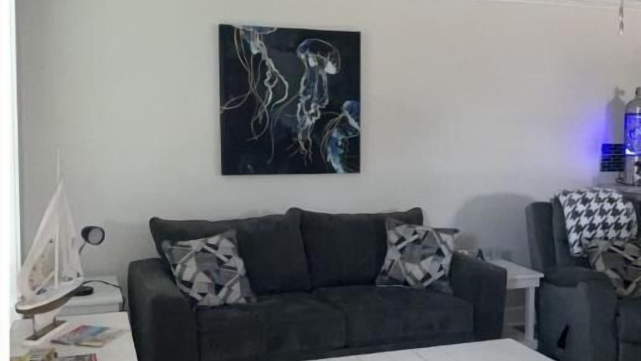 Photo of Livingroom in Upper Grand Lagoon