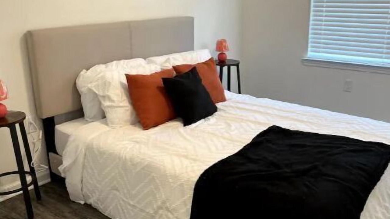 Photo of Bedroom in Orange Park