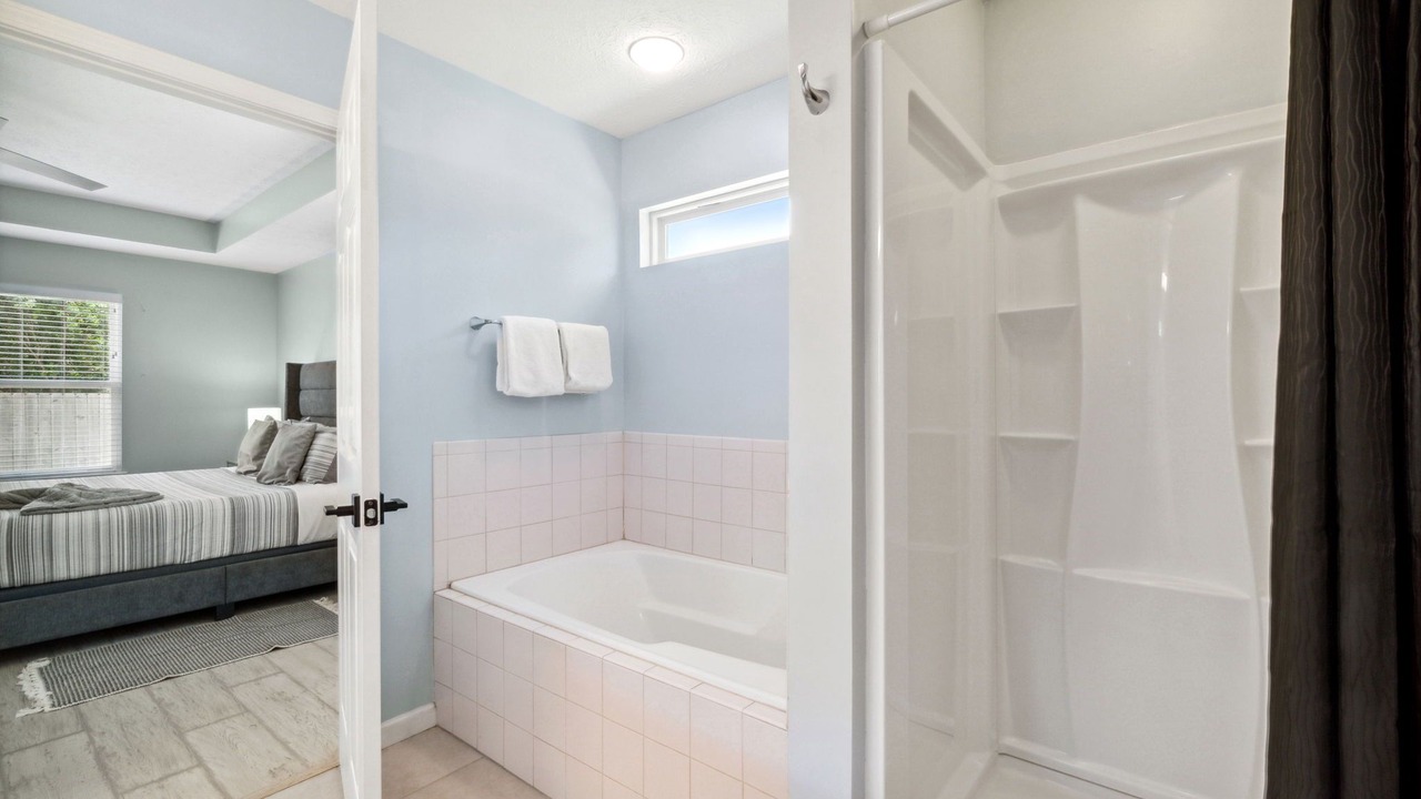 Photo of Bathroom in Thomas Drive