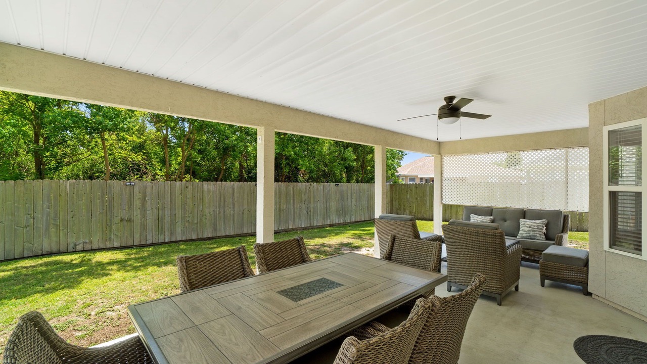 Photo of Outdoor in Thomas Drive