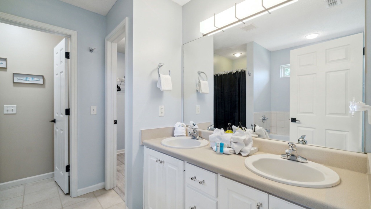 Photo of Bathroom in Thomas Drive