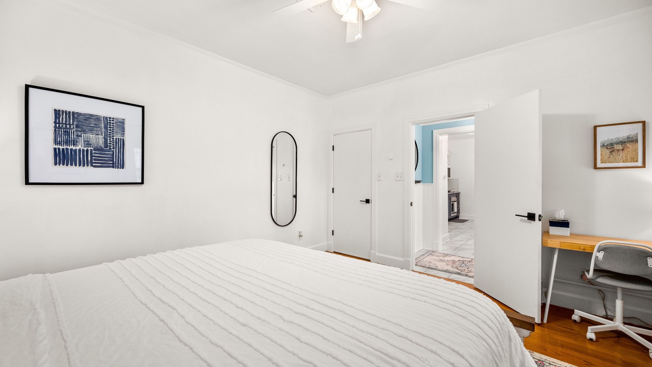 Photo of Bedroom in Alexandria