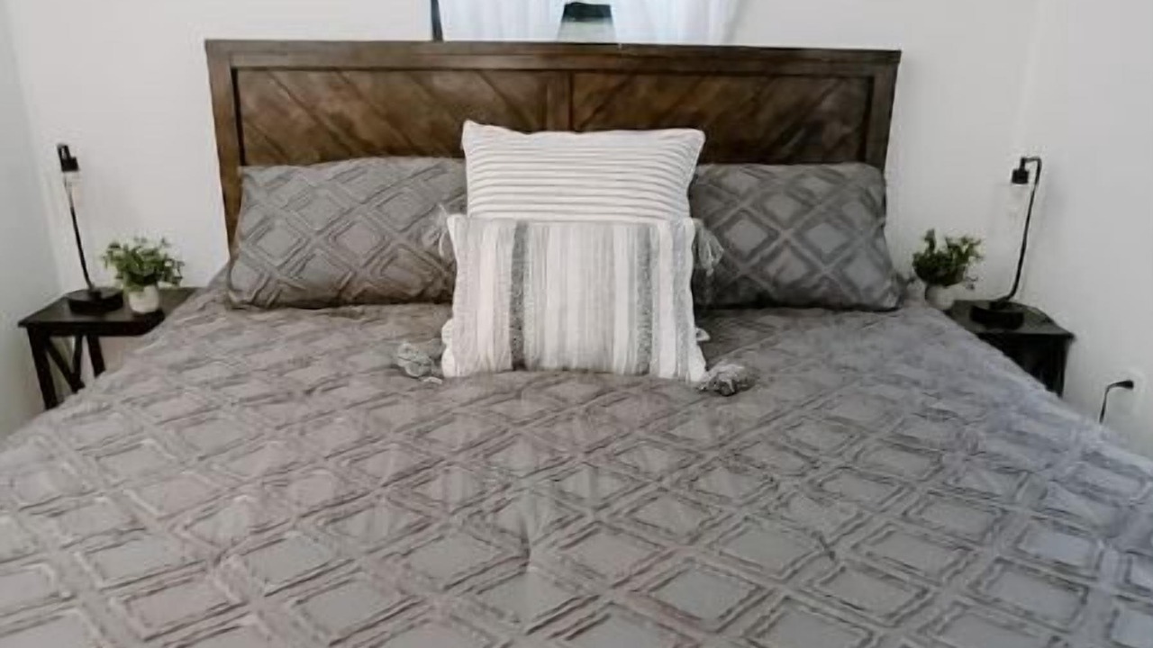 Photo of Bedroom in Milton
