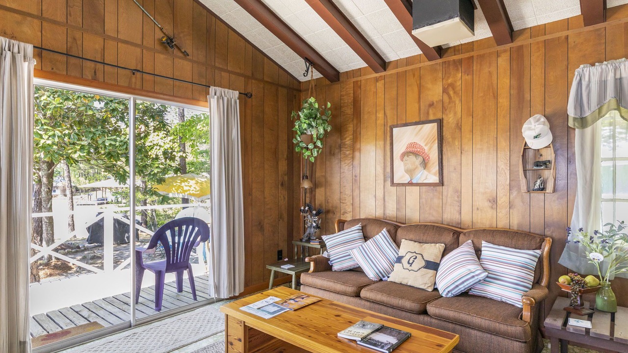 Photo of Bedroom in Pleasure Point