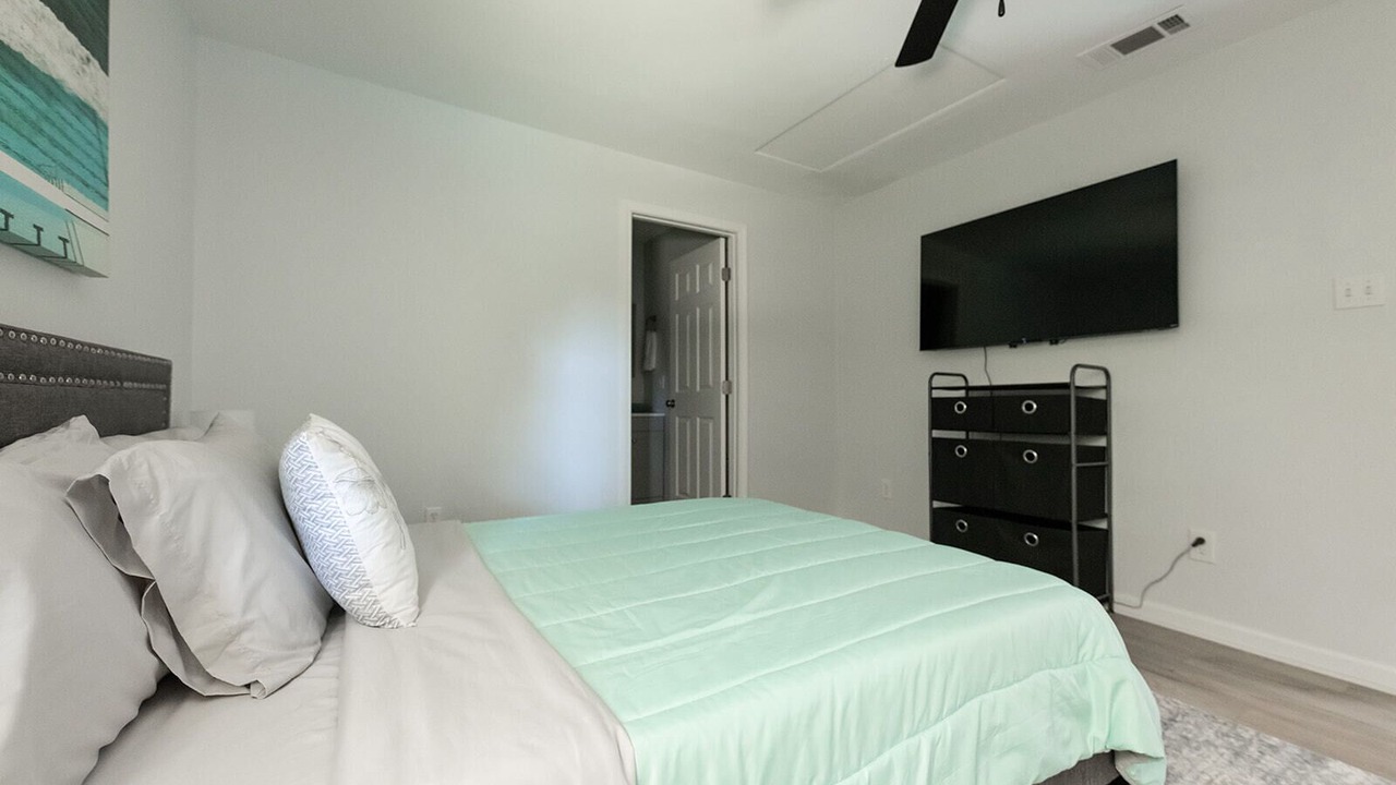 Photo of Bedroom in Waveland