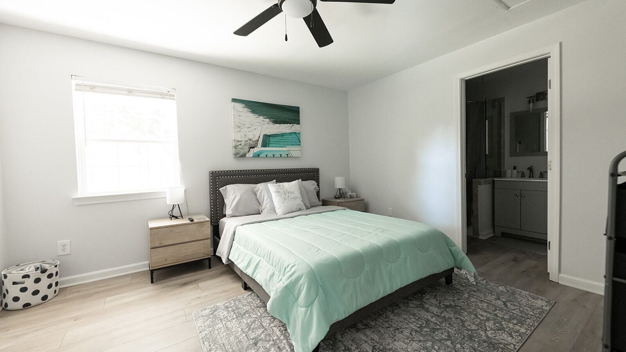 Photo of Bedroom in Waveland