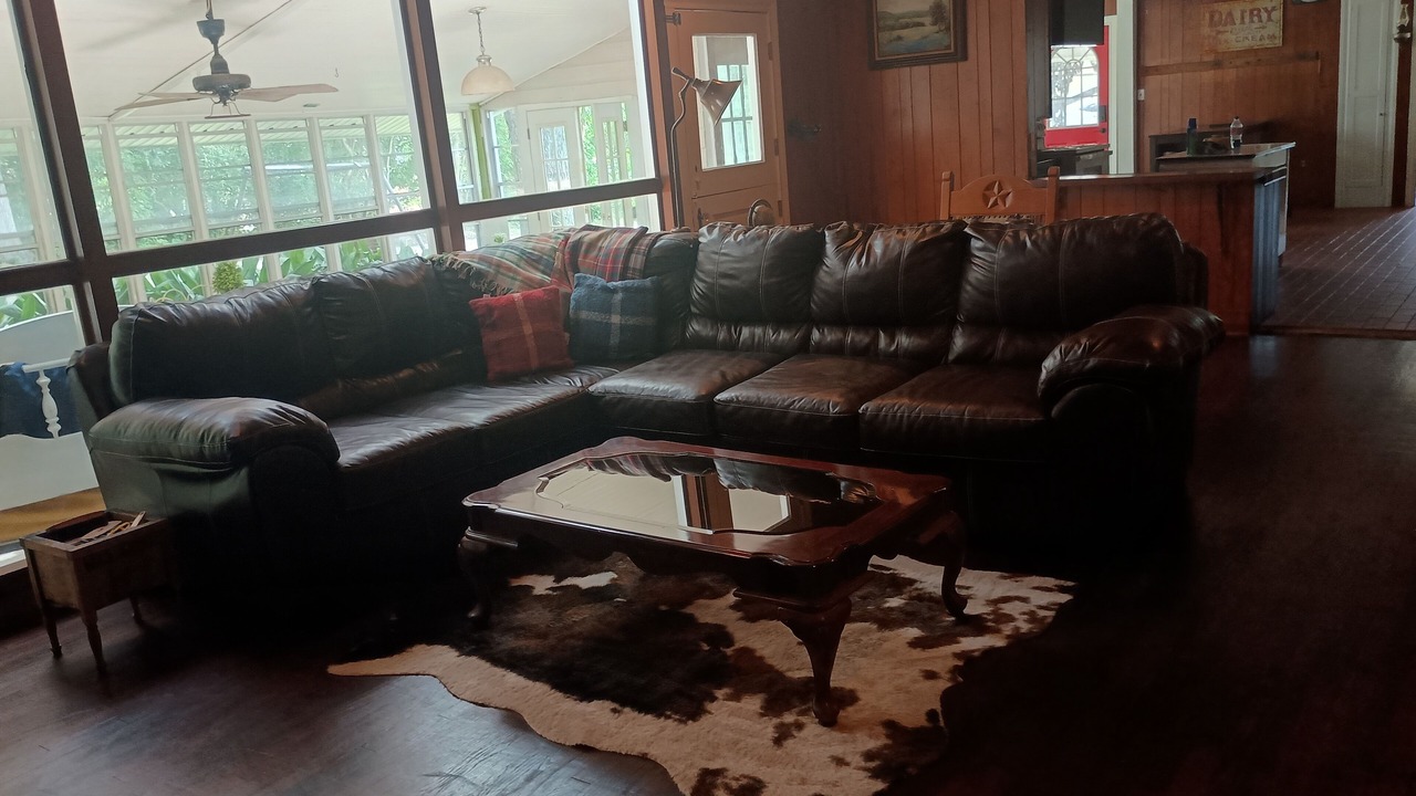 Photo of Livingroom in Jefferson