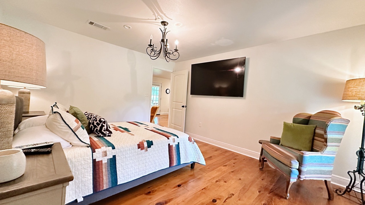 Photo of Bedroom in Robert