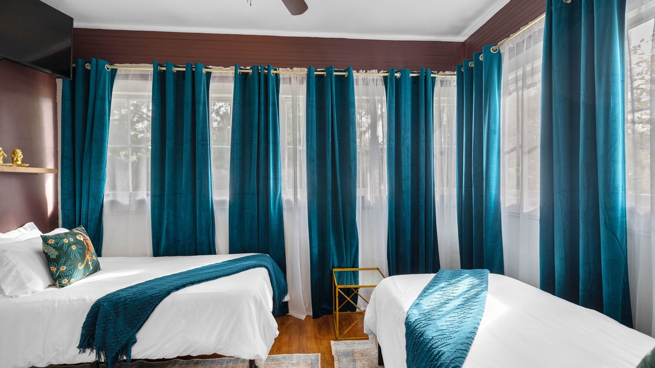 Photo of Bedroom in Historic District