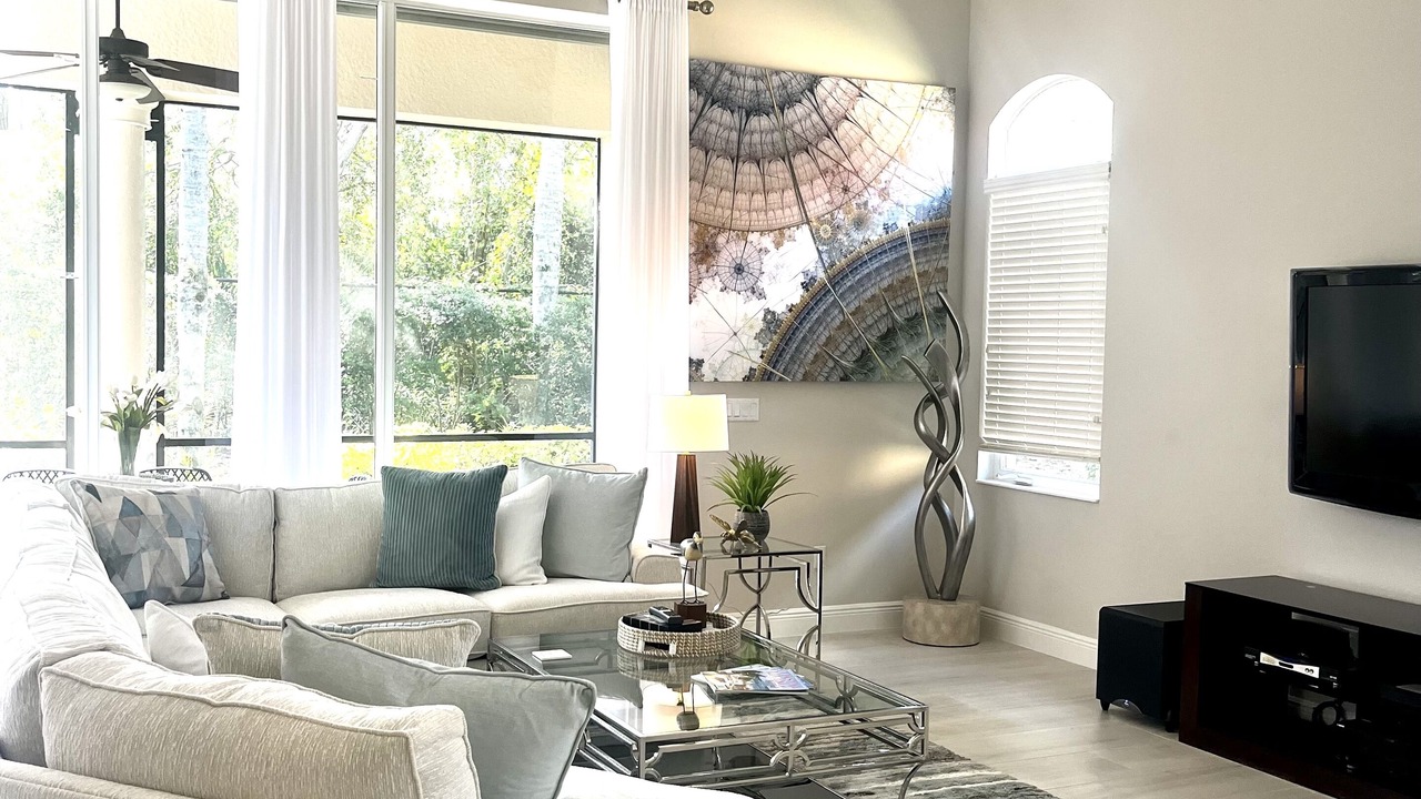 Photo of Livingroom in The Majors