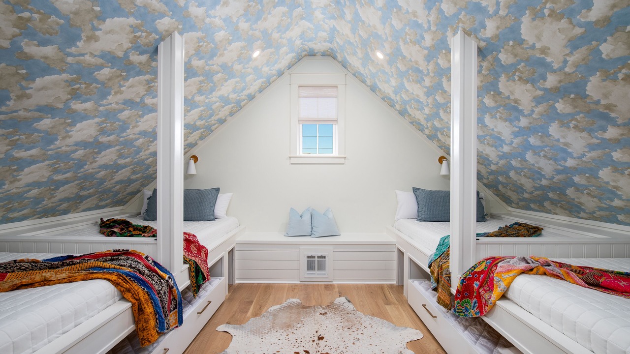 Photo of Bedroom in Lakeside at Blue Mountain Beach