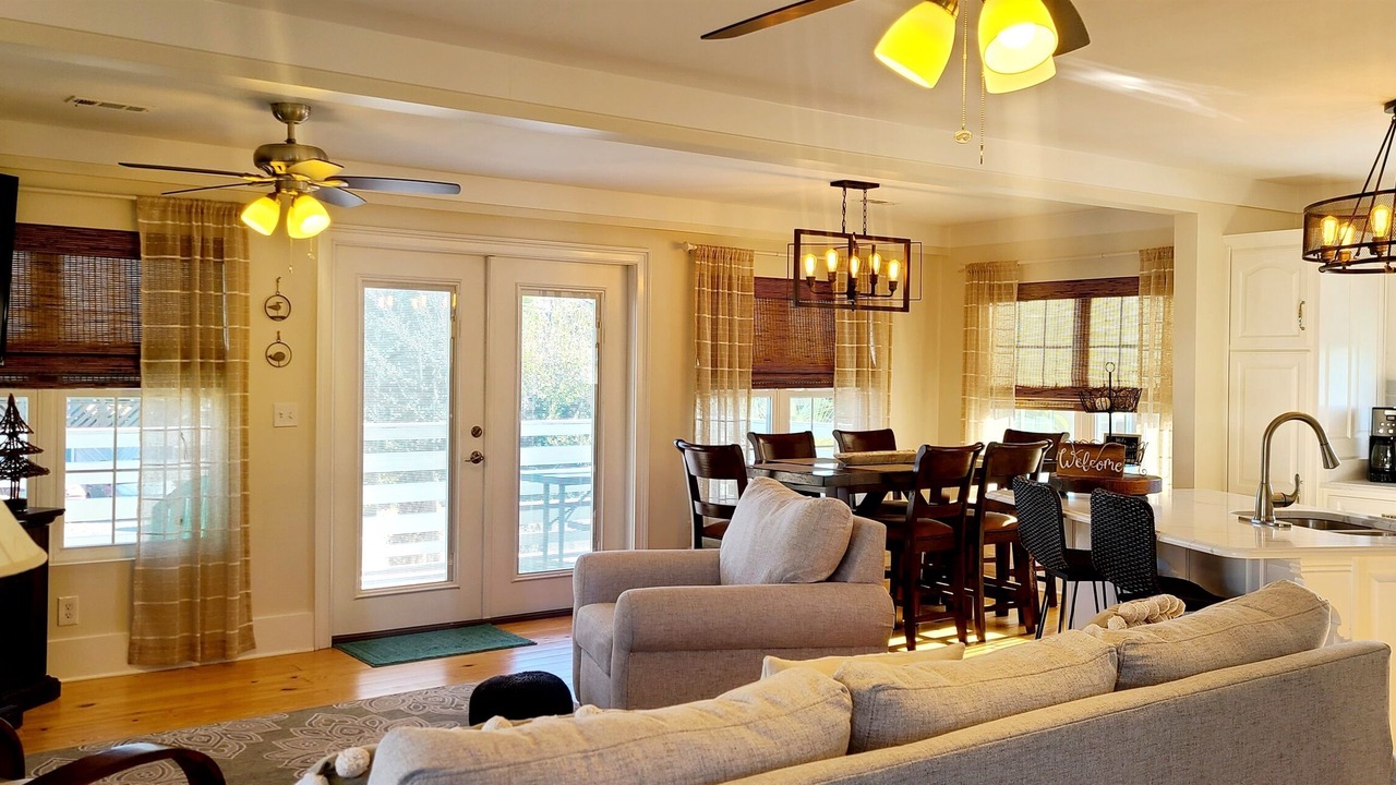 Photo of Livingroom in Holiday Beach