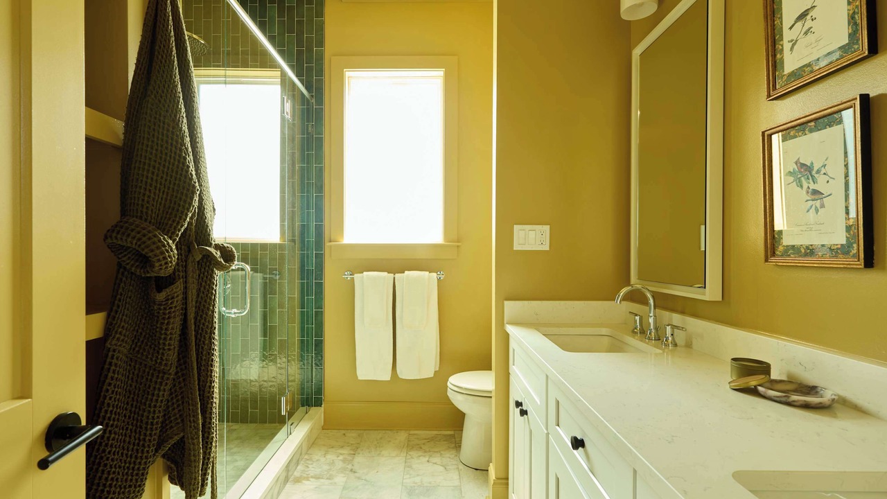 Photo of Bathroom in Saint Claude
