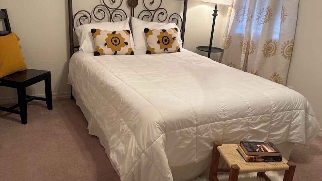 Photo of Bedroom in Brookhaven