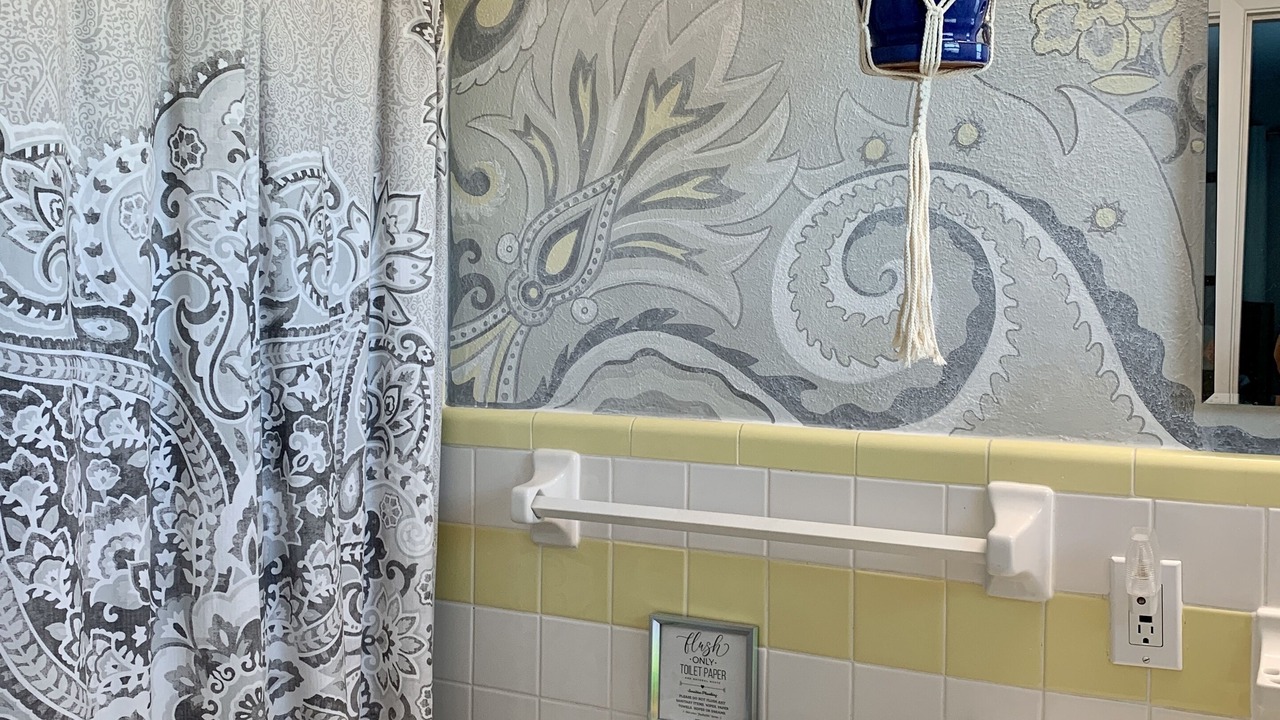 Photo of Bathroom in River Isles