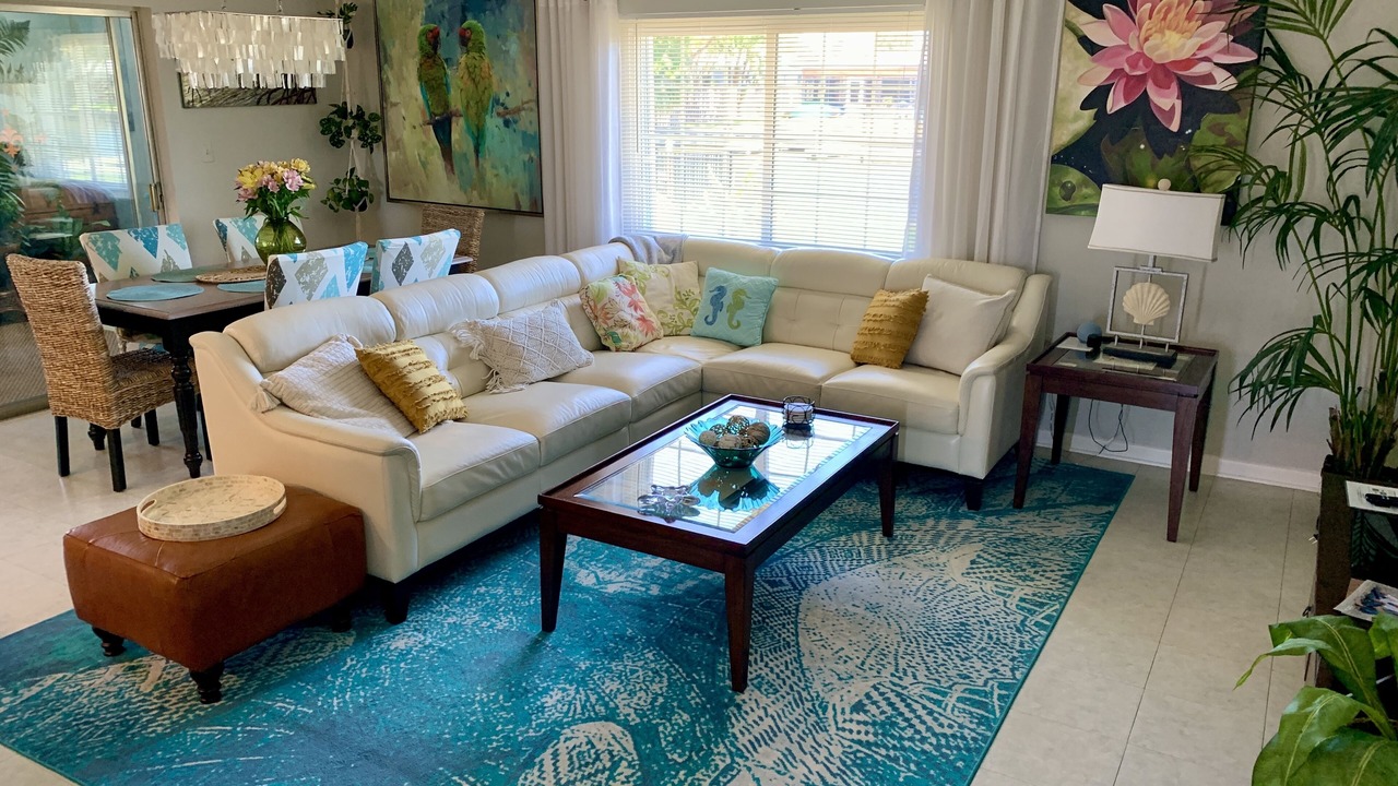 Photo of Livingroom in River Isles