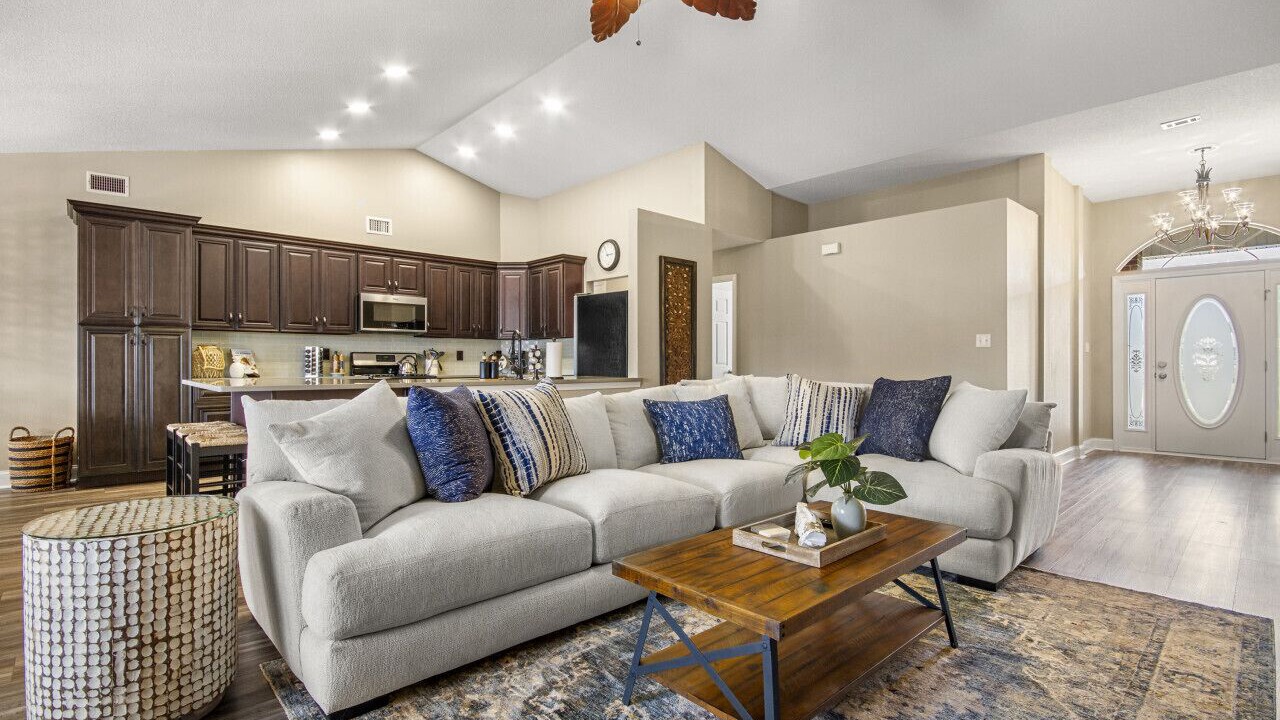 Photo of Livingroom in Ono Island
