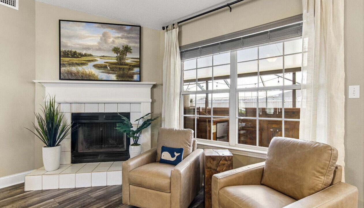 Photo of Livingroom in Ono Island