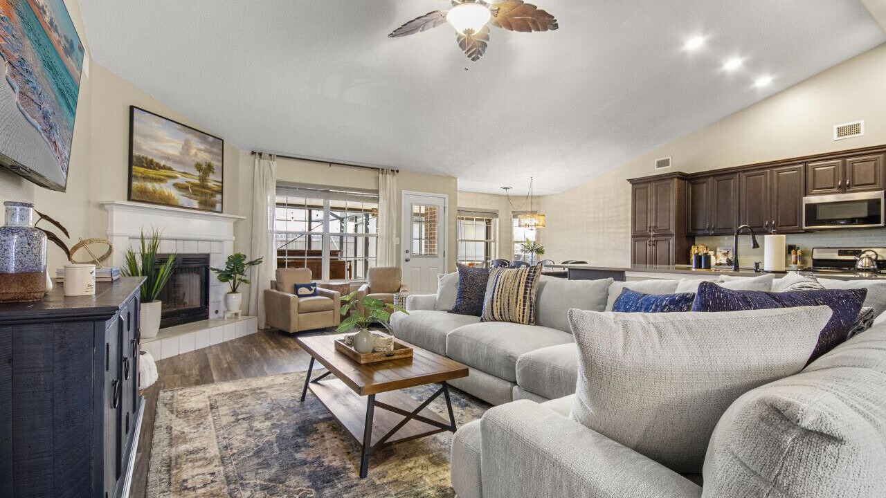 Photo of Livingroom in Ono Island