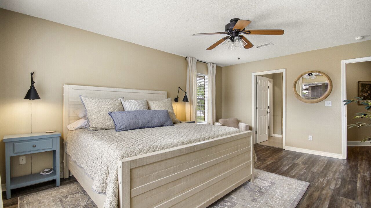 Photo of Bedroom in Ono Island